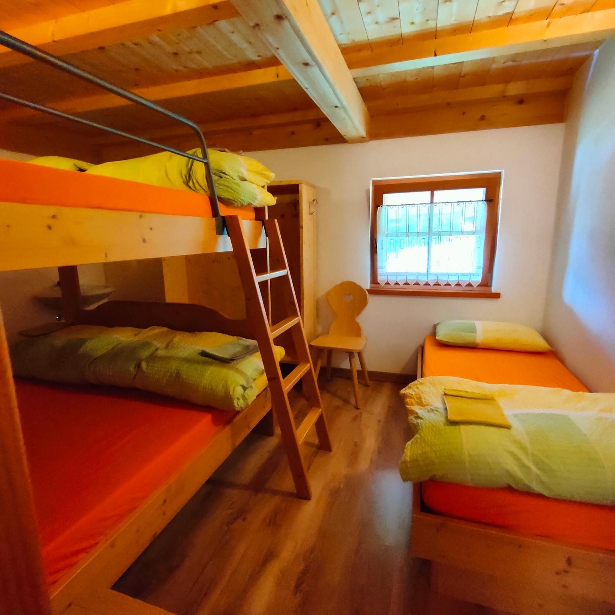 Hotel Rifugio Stella Alpina Spiz Piaz per escursionisti Pozza di Fassa Esterno foto